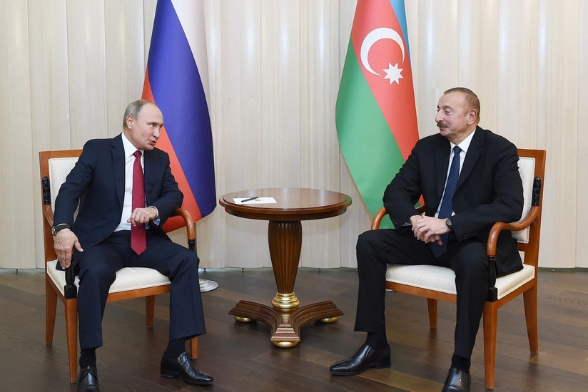 Russian leader congratulates President Aliyev on phone