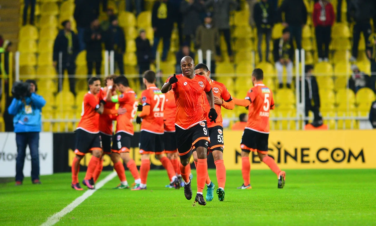 Qarabağdan ayrılan hücumçu Türkiyə klubuna keçdi