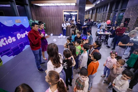 CinemaPlus Bakıxanov Mall-da uşaqlar üçün bayram şənliyi keçirib