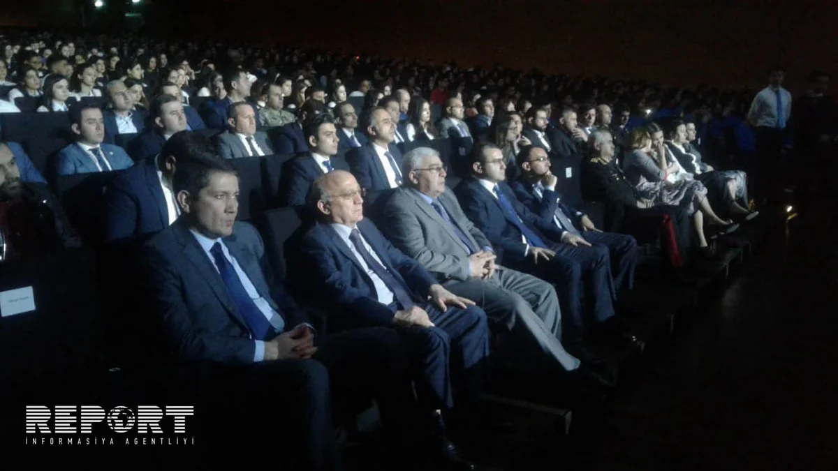 Şəhidlərin adına hazırlanmış markalar onların ailə üzvlərinə təqdim olunub