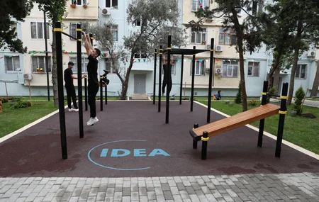 Bakıda növbəti abad həyət istifadəyə verilib