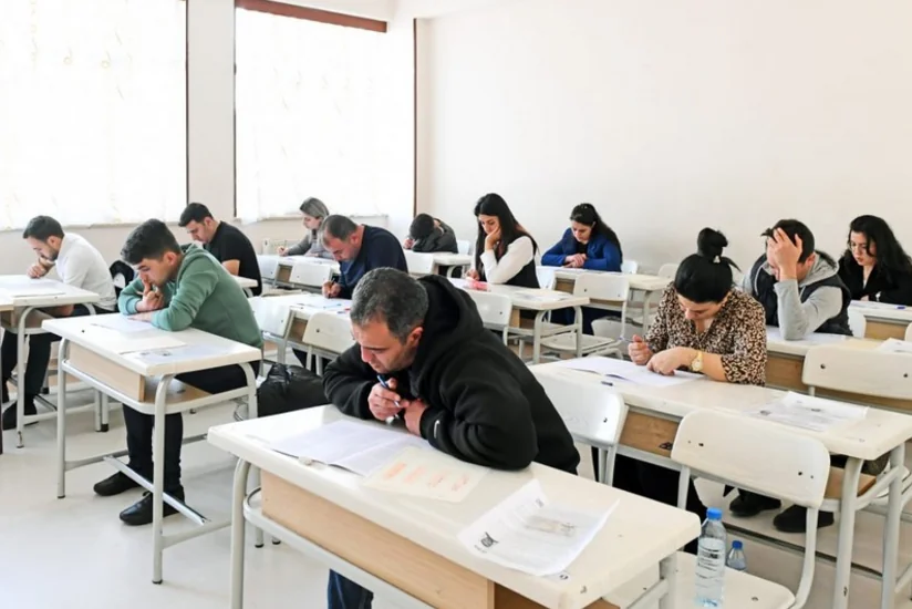 DİM 2764 namizəd üçün dövlət qulluğu vəzifələri üzrə imtahan keçirib