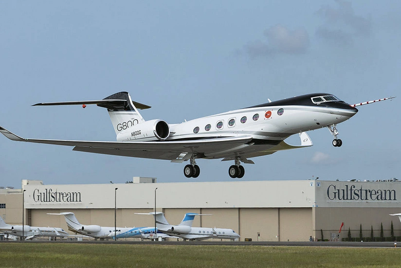 AZAL Bakı-Aktau reysi ilə bağlı açıqlama yayıb