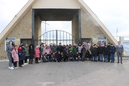 Məktəblilərə Abşeron Milli Parkında açıq dərs keçirilib