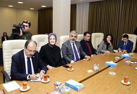 YAP ilə AK Partinin nümayəndələri arasında görüş keçirilib