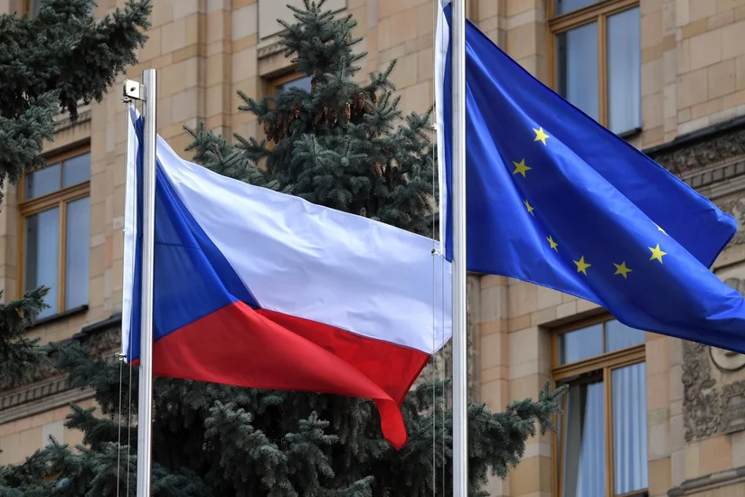 Чехия воздержится при голосовании по пакту о миграции в ЕС