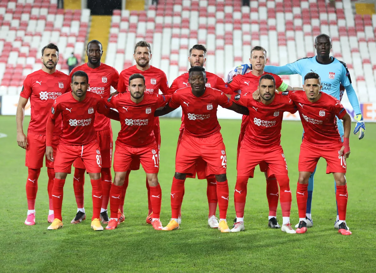 Qarabağla matçdan əvvəl Sivassporda yenə koronavirus aşkarlandı