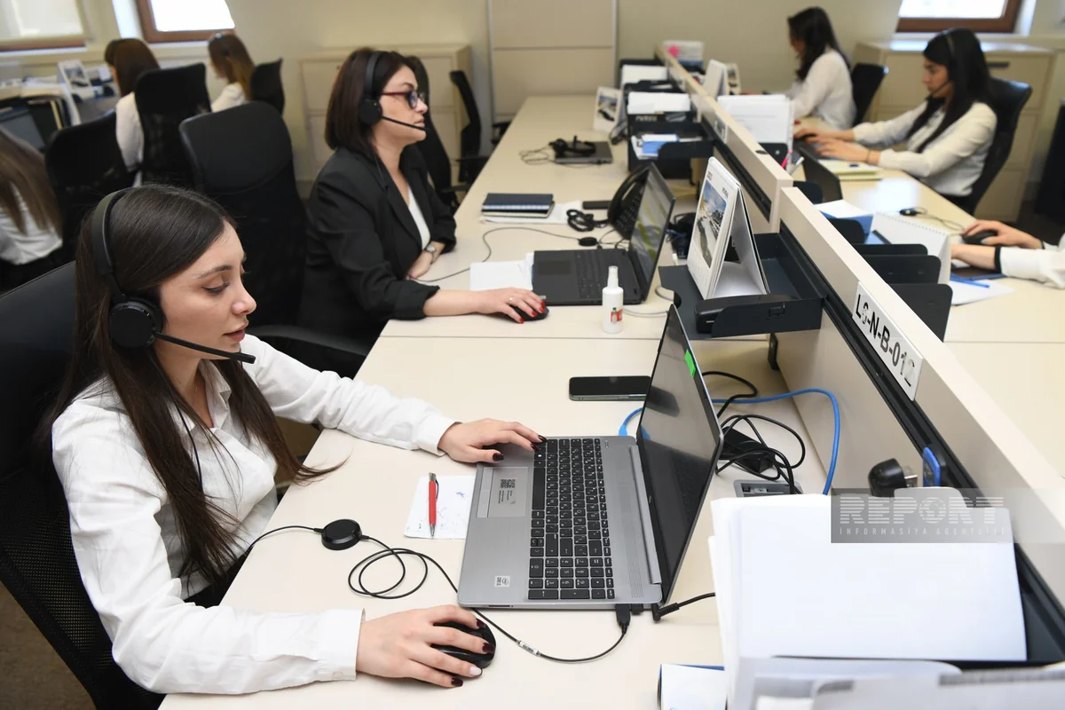 İTSDA-nin Çağrı mərkəzində media nümayəndələri üçün “Açıq qapı” günü keçirilib