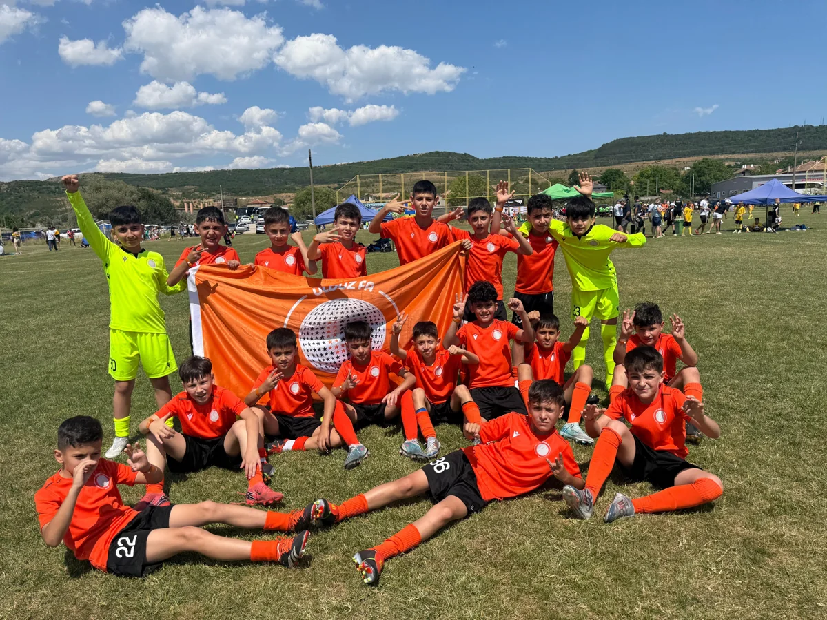 Azərbaycanın futbol komandası Bolqarıstanda beynəlxaq turnirin qalibi olub