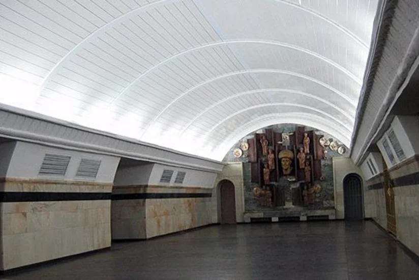 Bakı metrosunda orta yaşlı şəxs döyülüb