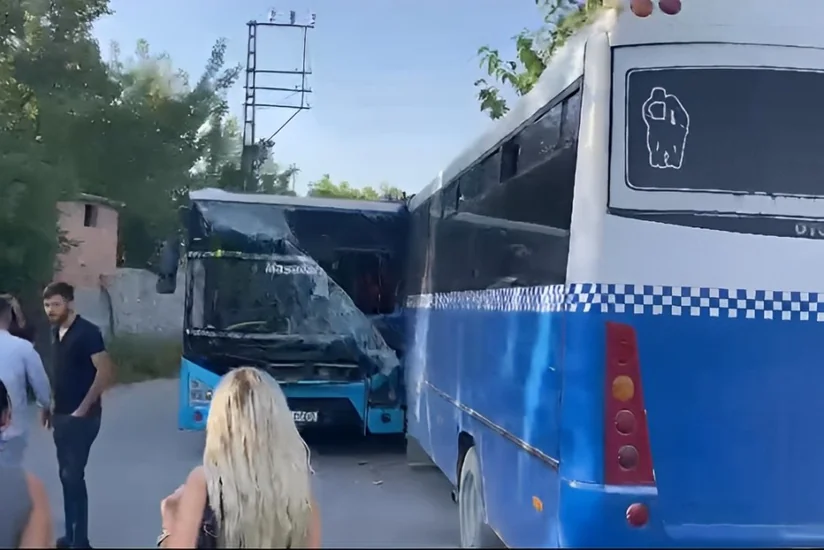 Türkiyədə ağır yol qəzasında yaralananların sayı 25-ə çatıb - YENİLƏNİB