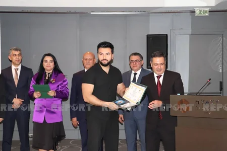 “Ədliyyə orqanlarında və məhkəmələrdə kommunikasiya siyasəti” mövzusunda təlim keçirilib