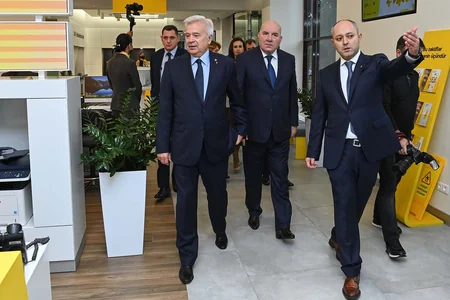 Vahid Ələkbərov Yelo Bankın yeni baş ofisinin açılışında iştirak edib