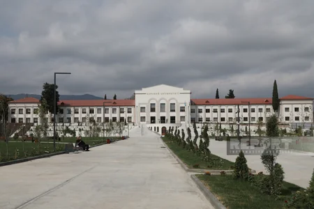 Qarabağ Universiteti ilk tələbələrini qarşılayıb - FOTOREPORTAJ