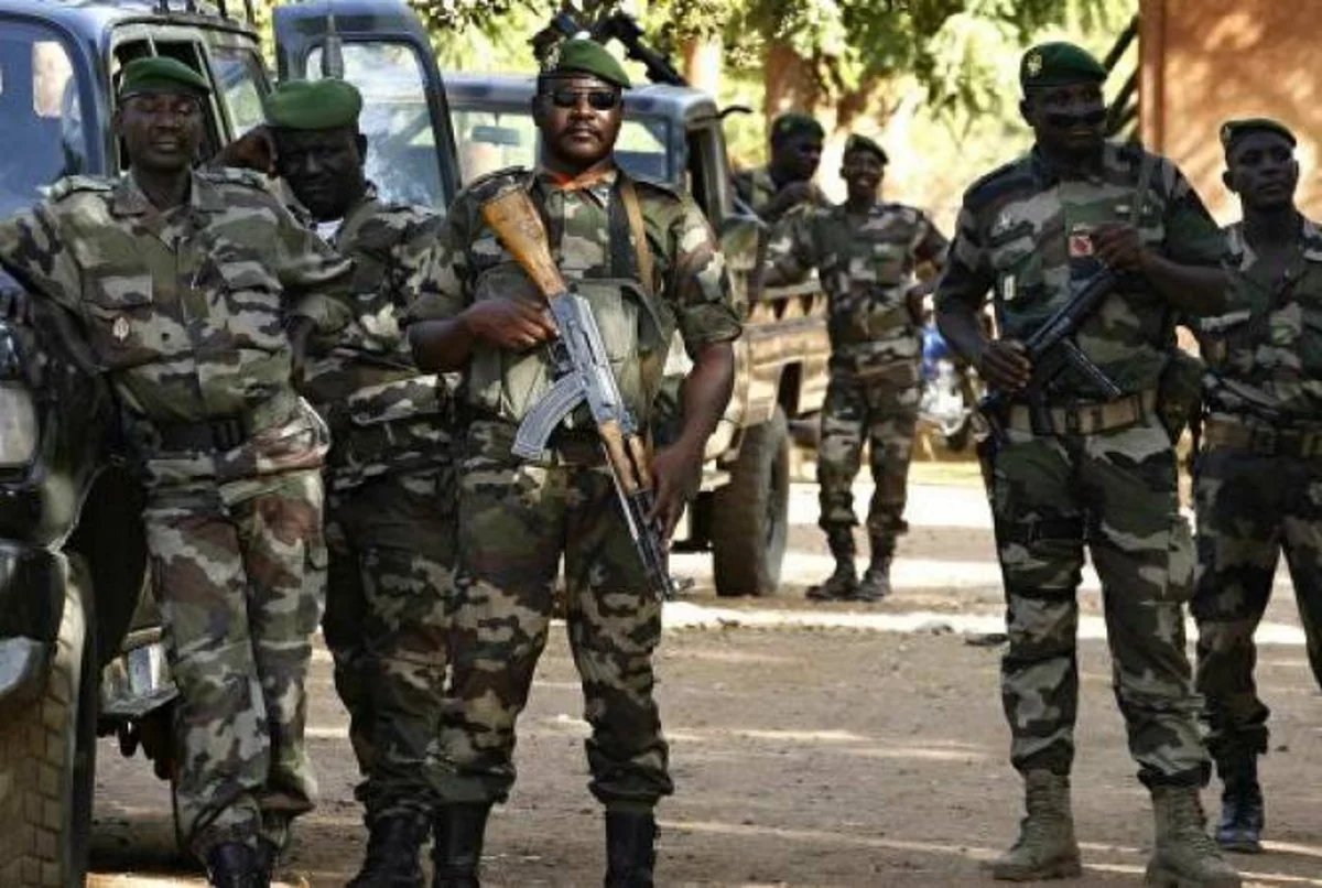 Nigeriyada silahlılar 50-dən çox kəndlini öldürdü