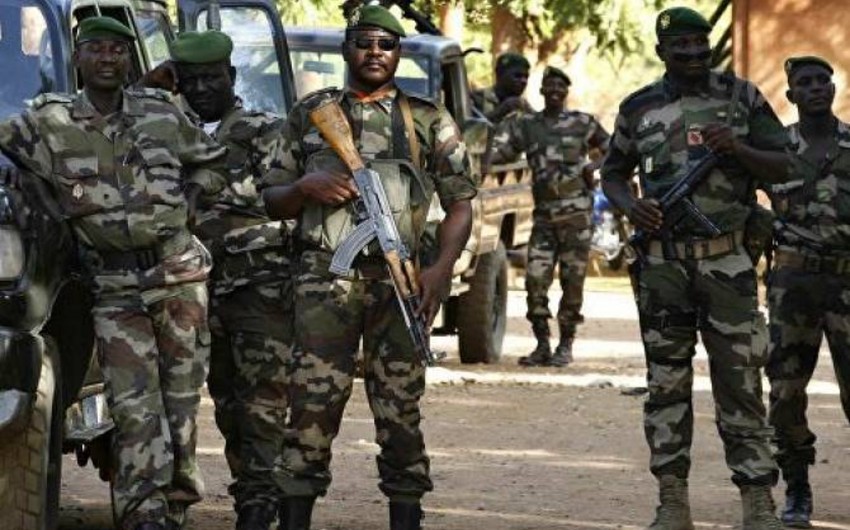 Nigeriyada silahlılar 50-dən çox kəndlini öldürdü