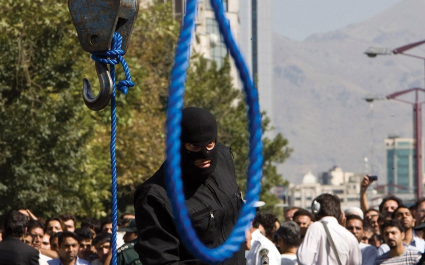 Iranian wrestler sentenced to death