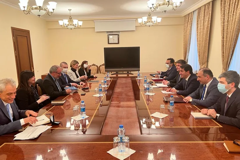 Azerbaijani presidential aide, UN rep mull ecological damage caused by Armenia