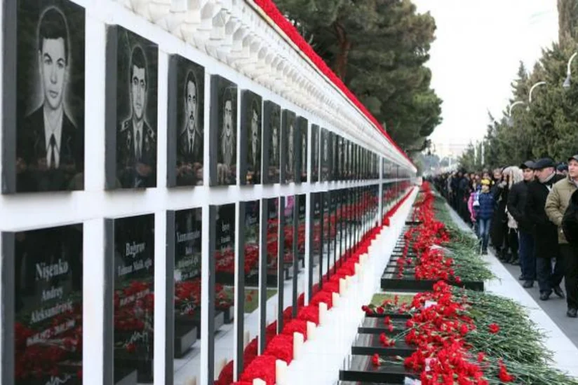 Cüdo Federasiyasının rəhbərliyi və kollektivi Şəhidlər Xiyabanını ziyarət edib
