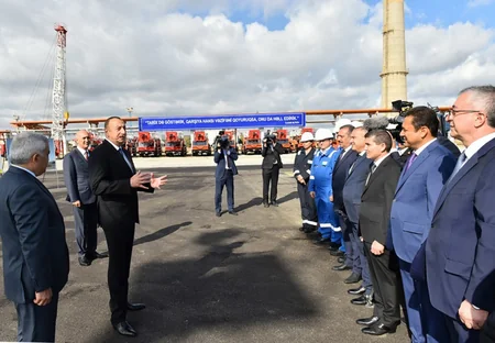 Prezident İlham Əliyev Bakıda yeni bitum istehsalı qurğusunun təməlqoyma mərasimində iştirak edib