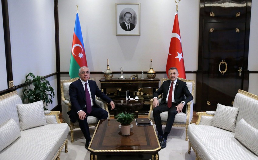 Azərbaycanın Baş naziri Türkiyənin vitse-prezidenti ilə görüşüb
