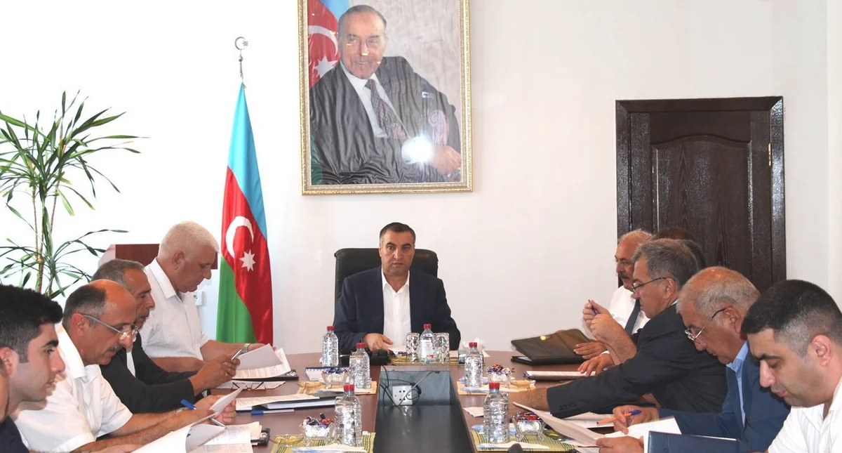 Neft Daşlarında müşavirə keçirilib