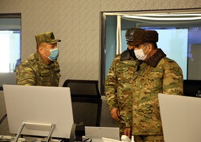 Azerbaijani defense minister visits Air Force Combined Command Post