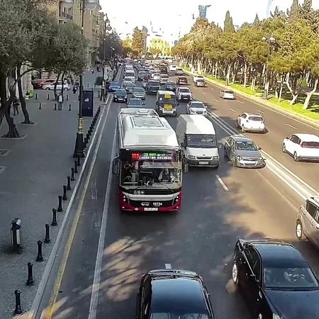 Paytaxtda 19 yolda sıxlıq müşahidə olunur
