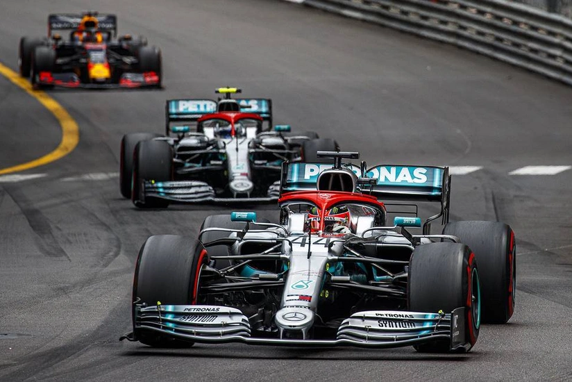 Lüis Hemilton Monako Qran-prisinin qalibi olub