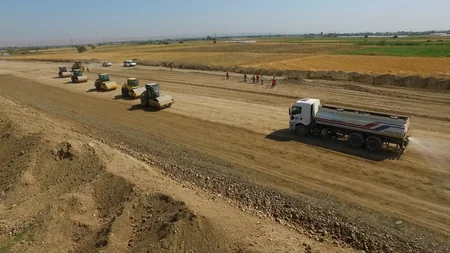 Gəncə-Qazax-Gürcüstan magistralı 4 hərəkət zolağına genişləndirilir - FOTO