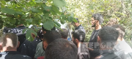 Oğuzda həmkəndlisini tüfənglə öldürüb meşədə basdıran şəxs saxlanılıb