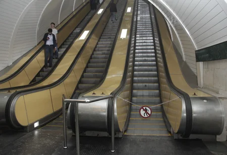 “28 May” metro stansiyasında növbəti eskalator əsaslı təmir ediləcək