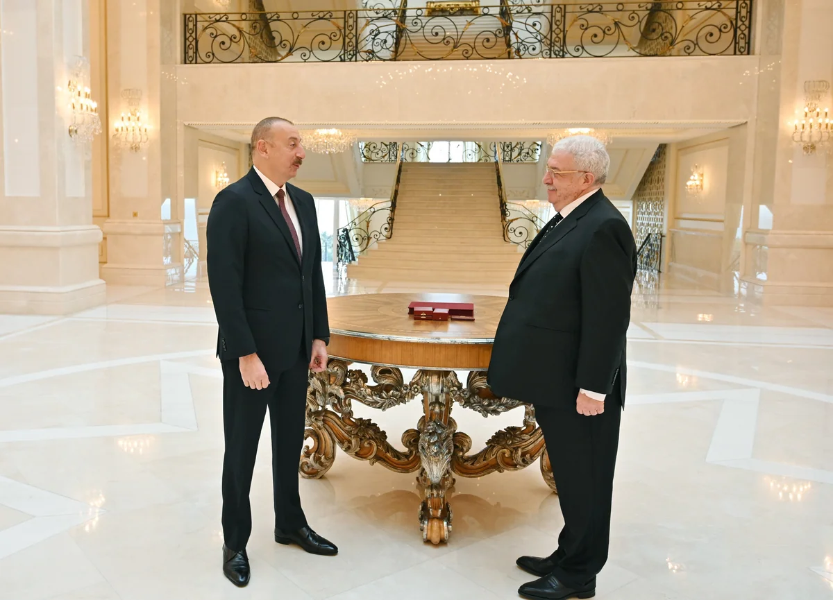 Prezident İlham Əliyev Mixail Qusmana “Şərəf” ordenini təqdim edib - YENİLƏNİB