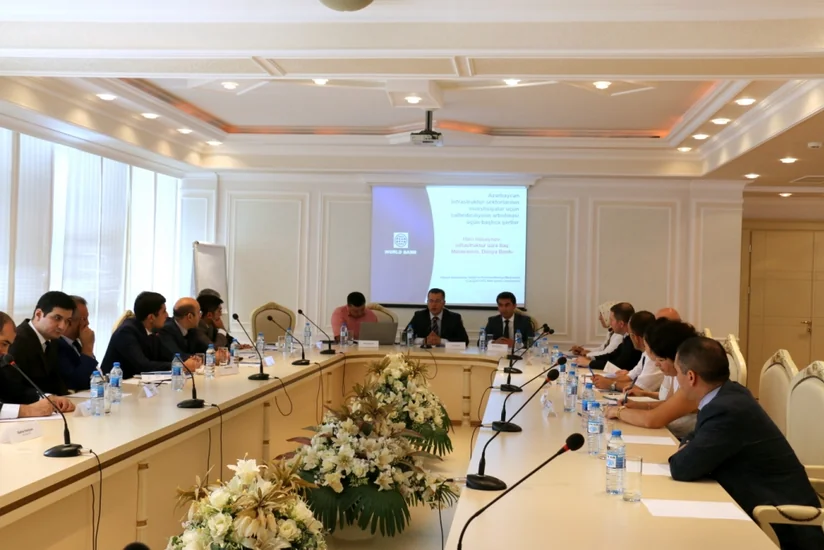 ​Dövlət qurumları və xarici maliyyə institutları ilə kommunal xidmətlər müzakirə olunub