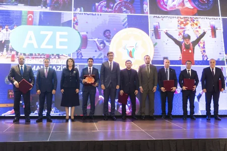 Azərbaycan Ağır Atletika Federasiyasının “Təkan” layihəsinin təqdimatı keçirilib