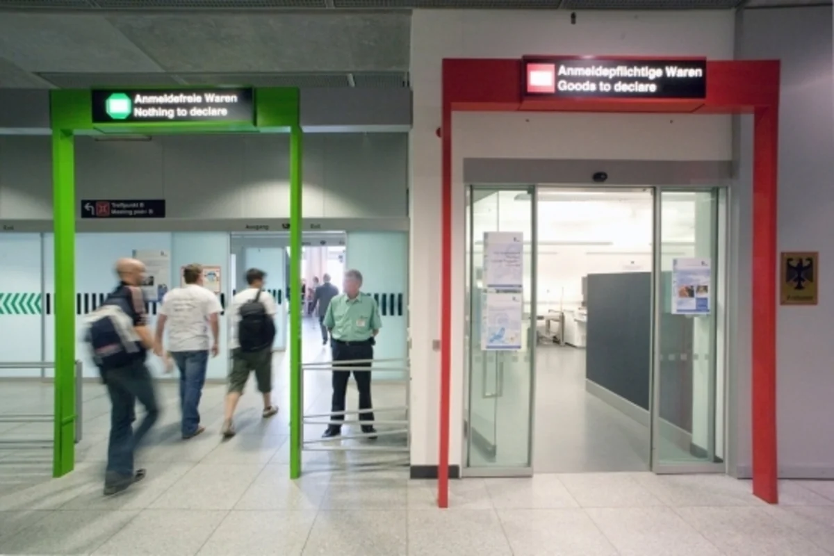 Vnukovo gömrüyünün sabiq rəisi Azərbaycan və Türkiyə vətəndaşları ilə cinayət əlbirliyində şübhəli bilinir