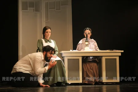 Tbilisidəki Azərbaycan teatrı yeni tamaşa ilə çıxış edib