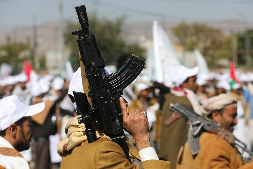 2 killed, 5 injured in Houthi attack on gov't forces in S. Yemen