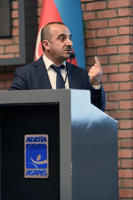 Fərid Qayıbov idman idarələri qarşısında yeni vəzifələr qoyub