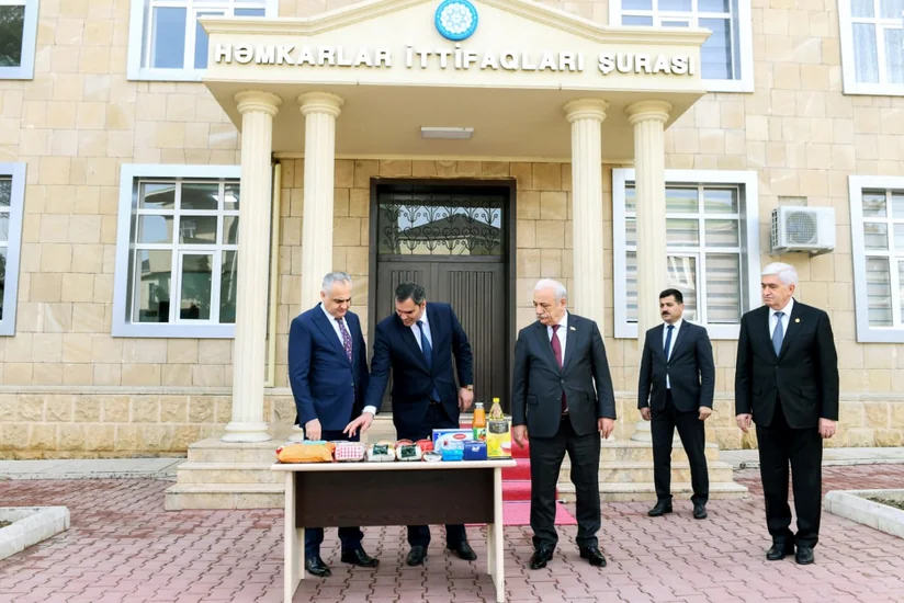 Naxçıvanda 1200 ailəyə bayram sovqatı verilib