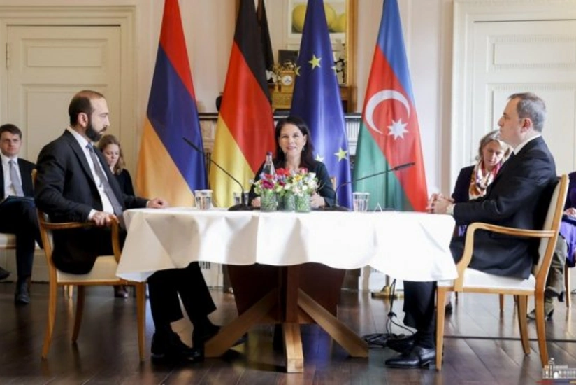 Almaniyada Azərbaycan-Ermənistan danışıqlarının birinci günü başa çatıb