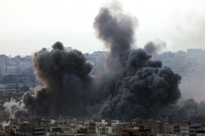 Livanda yaşayış binasına zərbə endirilib, 45 nəfər ölüb