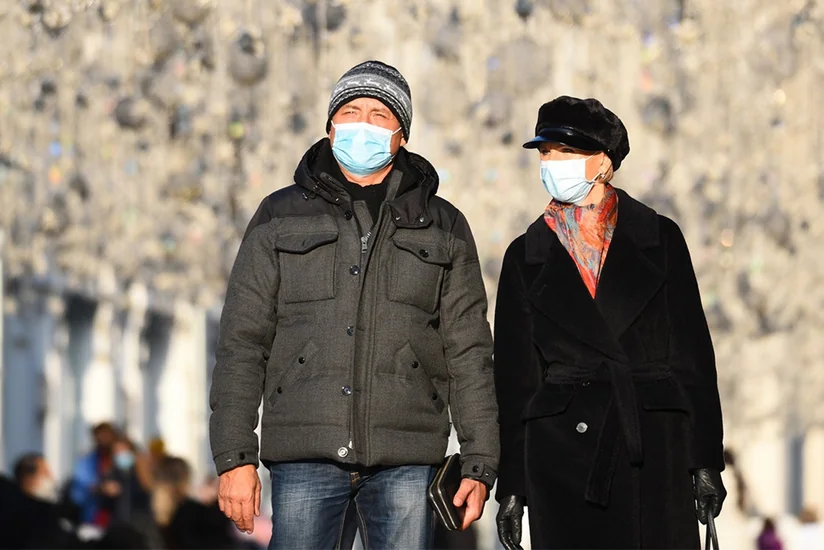 В Румынии ношение масок на улице и в помещениях вновь будет обязательным