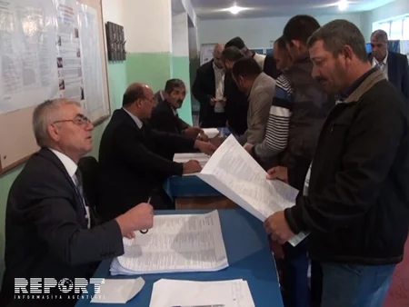 Salyanda 311 nəfər ilk dəfə səs verib - FOTO