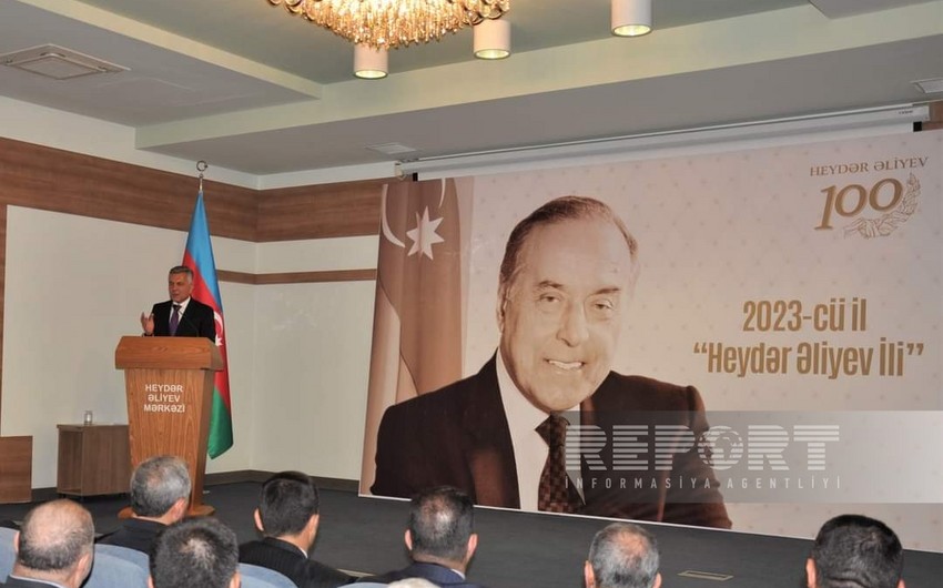 Biləsuvarda Ümummilli Liderin 100 illik yubileyinə həsr olunan konfrans keçirilib