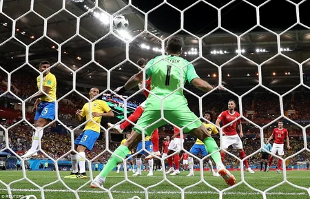 DÇ-2018: İsveçrə millisi Braziliya ilə heç-heçə edib