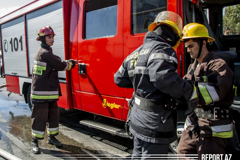 Ucarda yük maşını yanıb
