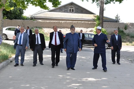 Allahşükür Paşazadə və Mübariz Qurbanlı Bərdədəki İmamzadə kompleksində olublar - FOTO