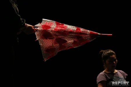 Gənc Tamaşaçılar Teatrı: Ümidimiz hələ ölməyib - REPORTAJ
