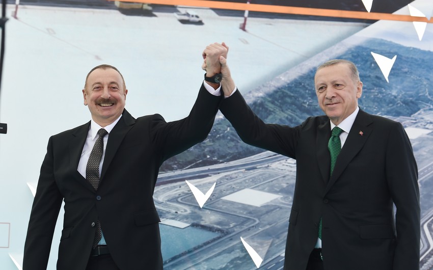 Türkiyəli deputat: İlham Əliyev Türkiyə-Azərbaycan münasibətlərinin təxmin edildiyindən daha çox dərinləşdiyini isbat etdi